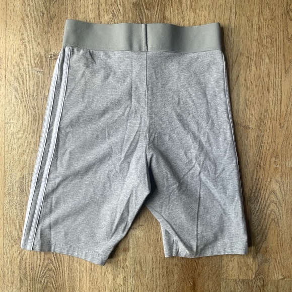Adidas Gray 3-Stripes Biker Shorts Size S | Comfy Stretch Active Lounge - Picture 3 of 3